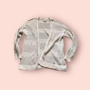Hollister cream colored knitted cardigan size xs